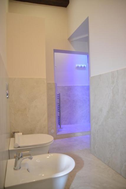 Fidia Palace Flavia'S Apartment Colosseo Rome Buitenkant foto